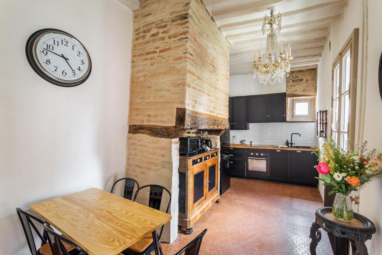 Dame De Coeur - Appartement Spacieux En Plein Centre Historique Rennes Bagian luar foto