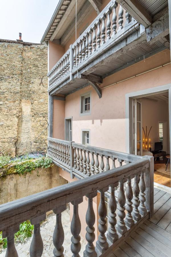 Dame De Coeur - Appartement Spacieux En Plein Centre Historique Rennes Bagian luar foto